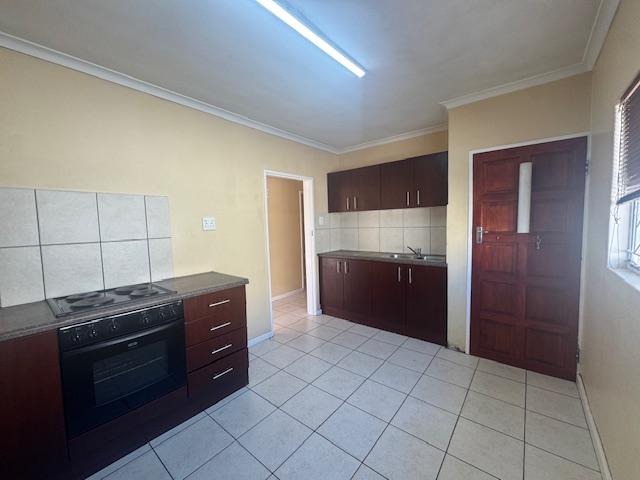 To Let 3 Bedroom Property for Rent in Bothasig Western Cape